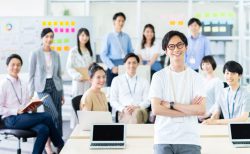 【月額500円の最強リスクマネジメント】 エンジニアの「挑戦」と「安心」を支える、アイエスエフネット独自の共済制度とは？